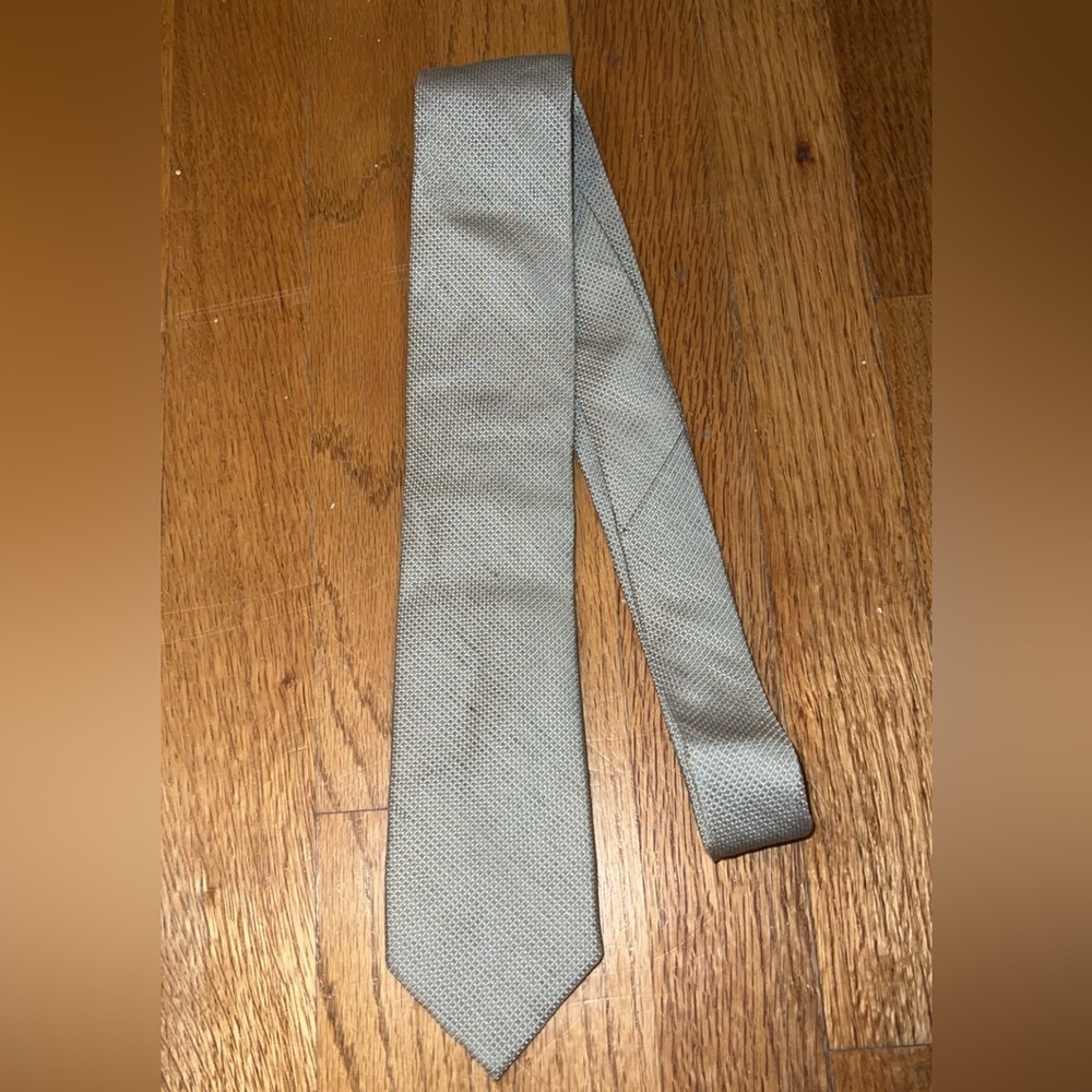 Joseph Abboud Men’s Gray Textured Tie
